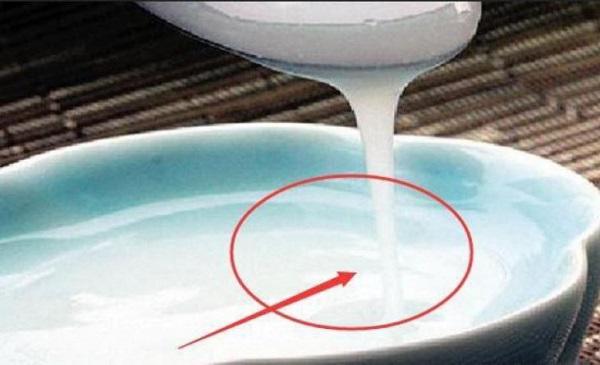 ca tuan khong can lau ma san nha van sach bong nho vai meo "cuc doc" it nguoi biet - 2