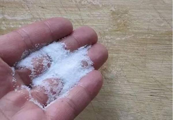 ca tuan khong can lau ma san nha van sach bong nho vai meo "cuc doc" it nguoi biet - 5