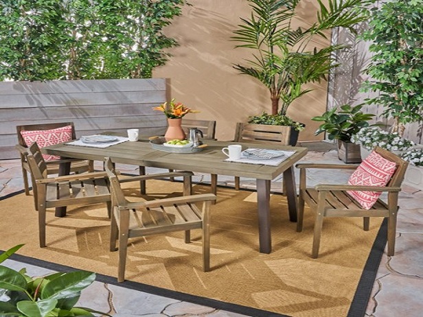 Bàn ghế ăn dành cho khu vực sân vườn